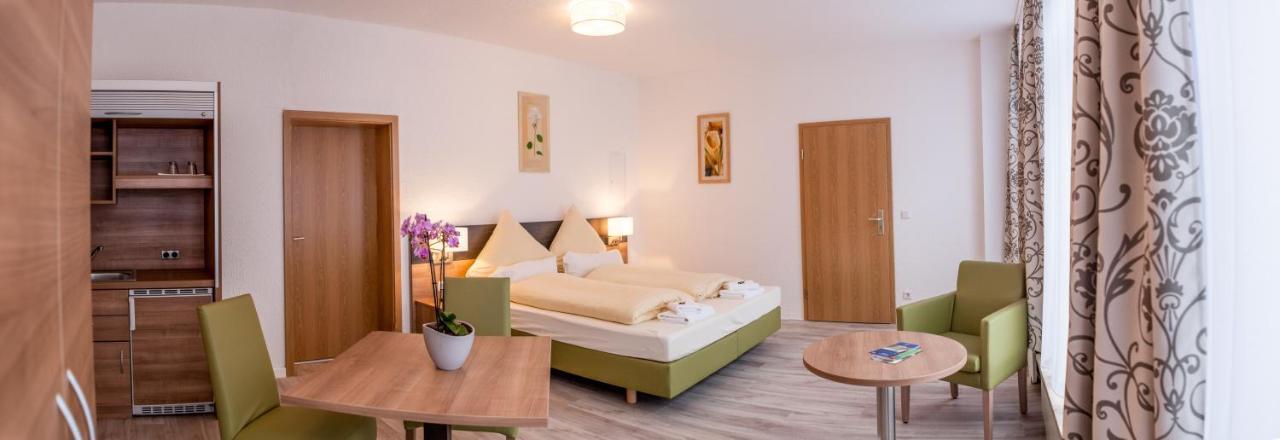 Eulennest Hotel Laubach  Eksteriør billede